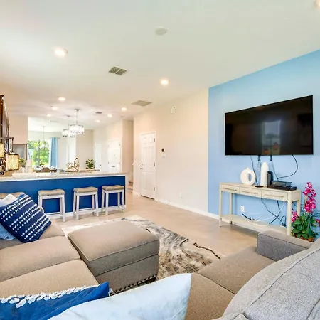Spacious Davenport Home About 10 Mi To Disney World!